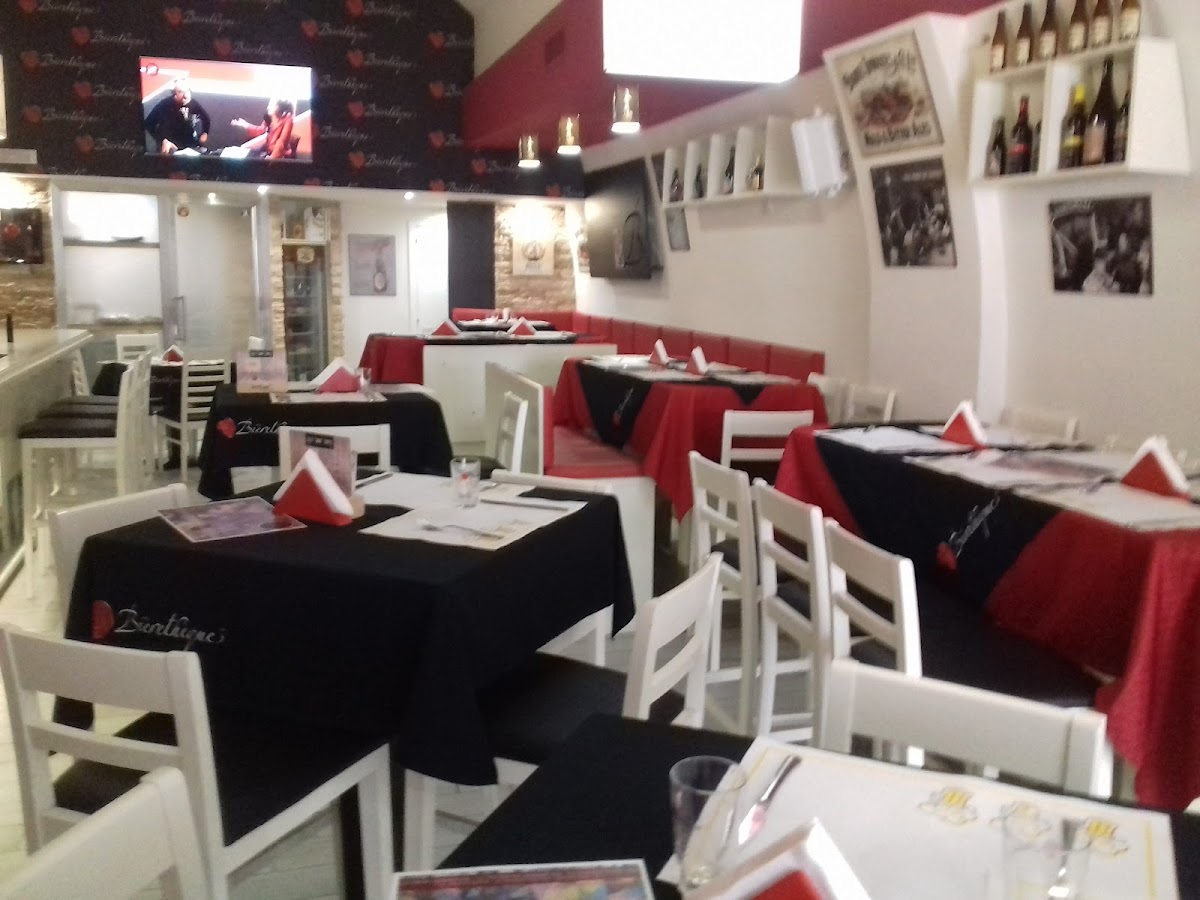 Casa Bièrethèque-3